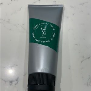 V76 Smooth Shave Cream. NWT